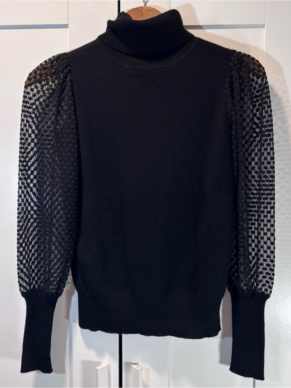 C by Bloomingdale’s Cashmere XS Black Turtleneck Sheer Puff Sleeve Sweater